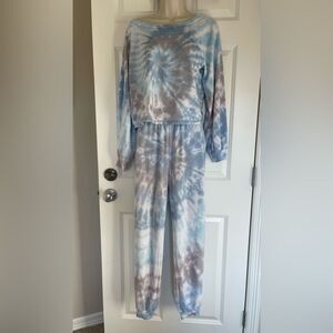 La Lavon Loungewear Small Tie Dye Blue and Tan Sweatshirt and Sweatpants NWT